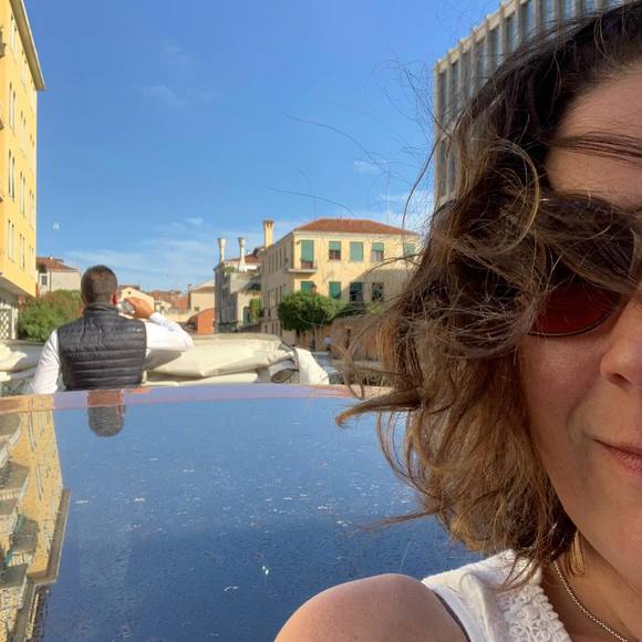 Meet your Posher, Daniela - Picture 1 of 1